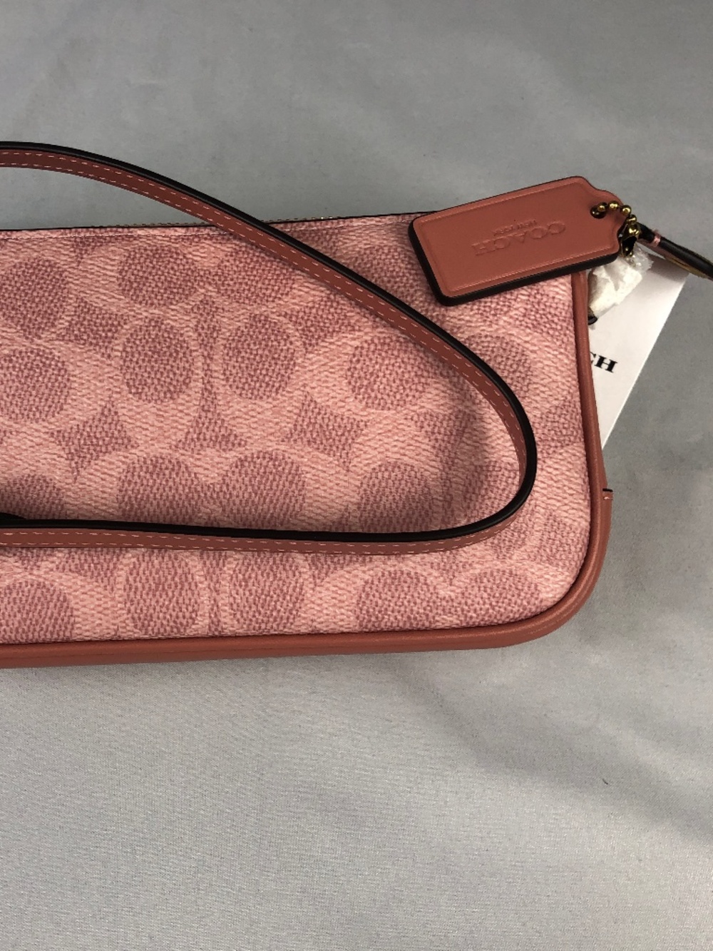 NWT Coach Plaza Bag 18 In Signature Canvas Brass Melon Pink CCD38 Wristlet - Picture 3 of 13